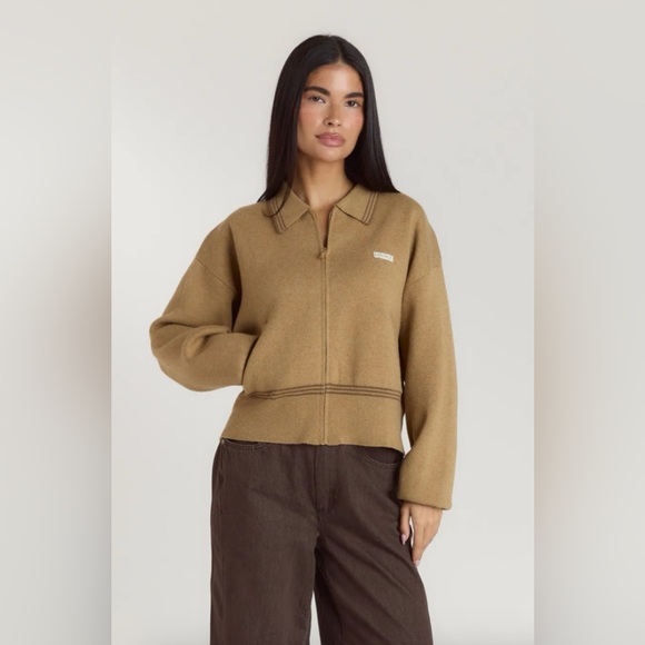 Knitted jacket - Picture 2 of 6